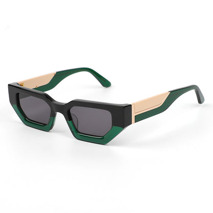 GREEN